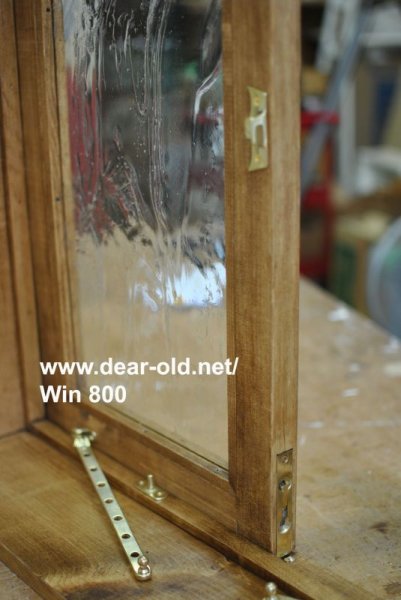 画像4: 開放感たっぷりな両開き窓 (4)